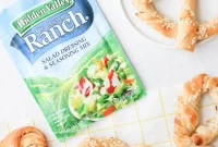 Game Night Snack: Homemade Ranch Pretzels with Sriracha Marinara