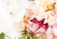 Centerpiece Spotlight: The Secret Ingredient for Gorgeous Holiday Tablescape