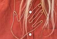 Wire Hand Necklace Tutorial: Beginner Soldering Project Guide