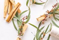 How to Make Eucalyptus and Palo Santo Smudge Bundles