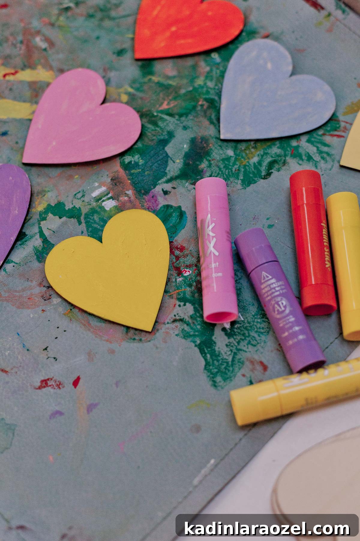 Preschool Valentine Craft Ideas for Little Kids 4 img 103026 3