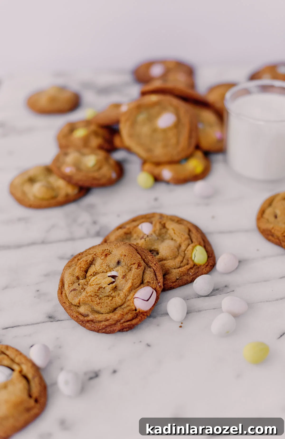 Cadbury Chocolate Chip Cookie Recipe — Chewy, Chocolatey Treats 10 easter cookies with milk and candy