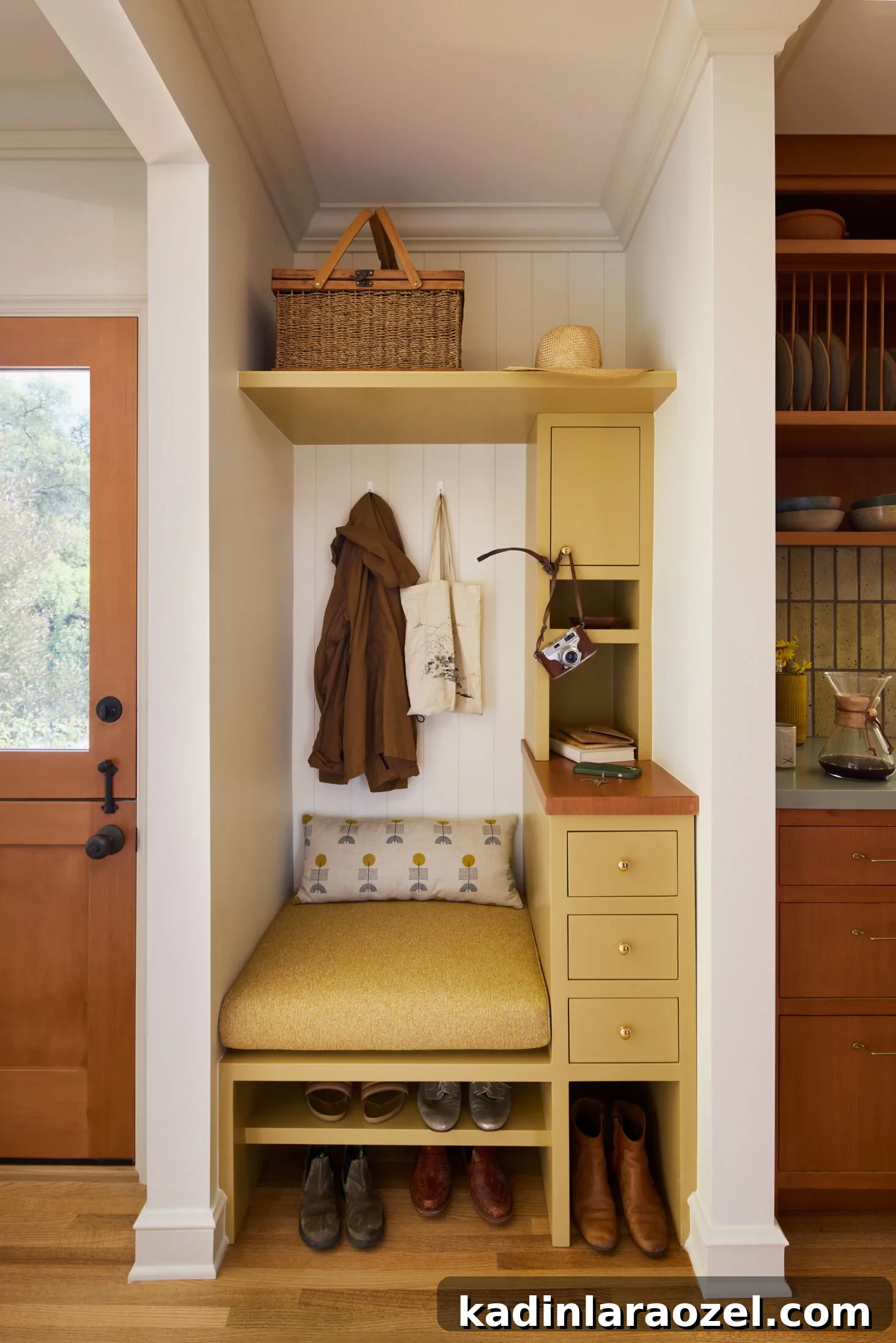 Butter Yellow Interiors: Stylish Ways to Use This Season’s Color 7 butter yellow entryway in small space