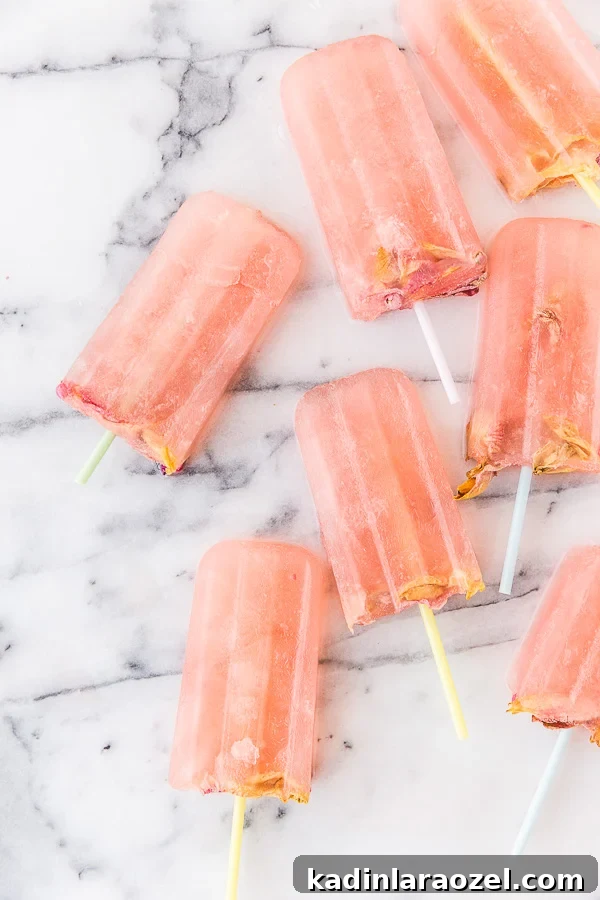 Champagne Poptail Recipe for New Year’s Eve Celebration 2 Champagne poptails recipe for New Year's Eve