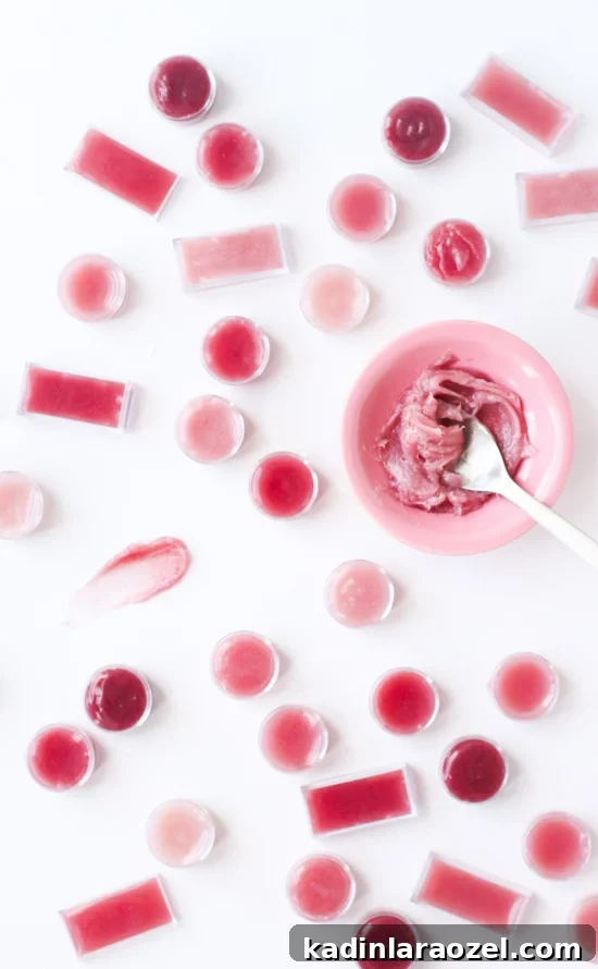 Easy Beauty DIY // Homemade lip balm with just 2 ingredients. #diy #beautytutorial #pink #makeup #lipbalm #gift #giftidea #holidaygift #mothersday