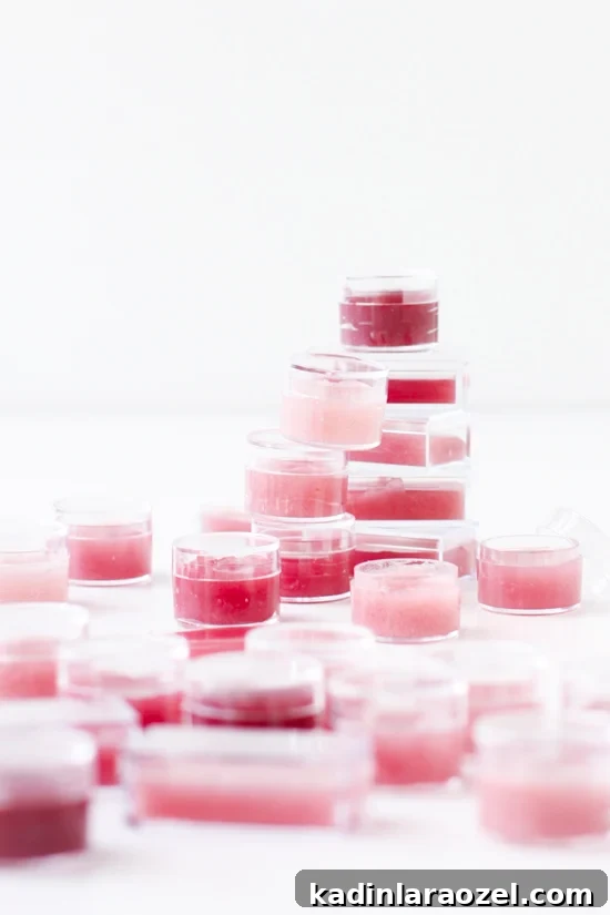 Beauty DIY // 2 ingredient lip balm #diy #beautytutorial #pink #makeup #lipbalm #gift #giftidea #holidaygift #mothersday