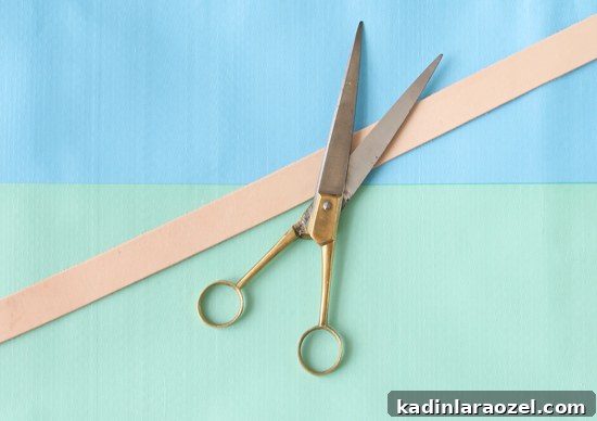 Upgrade Any Tote Instantly with a Sewn Leather Handle Tutorial 7 How to sew leather handles onto a tote bag