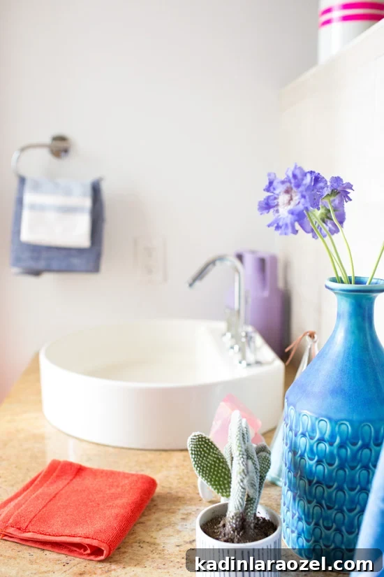 Guest Bathroom Makeover: How I Transformed It for $250 or Less 6 Before and After: Budget-Friendly Guest Bathroom Makeover (for less than $250)