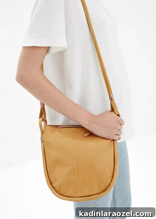 Fall Fashion: 11 Essential Bags You Need This Season 6 AANDD purse from Totokaelo