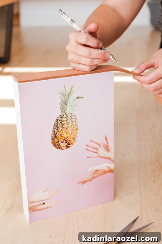How to make leather picture frames for artwork
