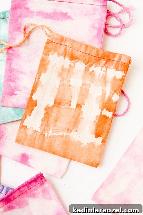 Dyed Favor Bags with Fabric Dye and Rubber Bands
