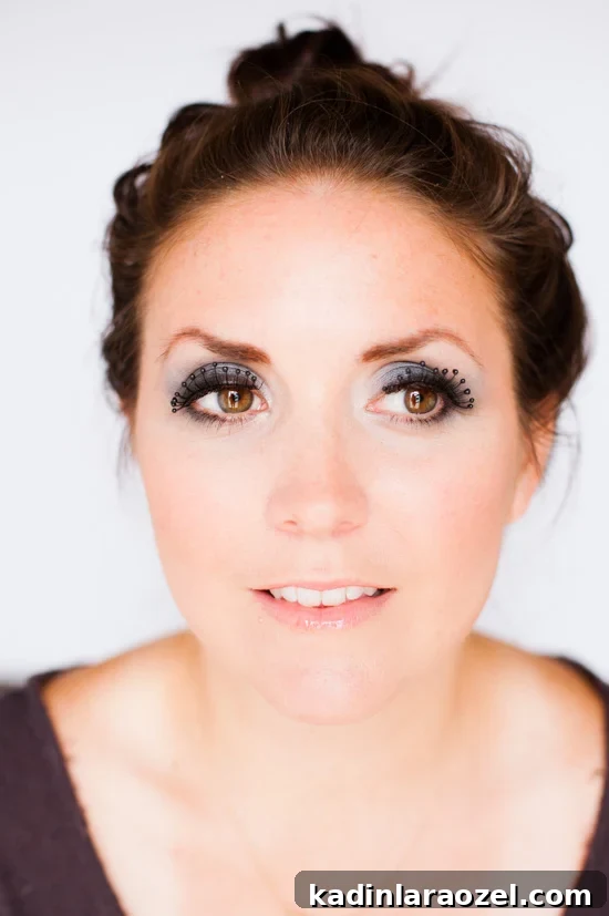 Dramatic Smokey Eye Tutorial for Halloween and Everyday Looks 2 How to create a dramatic smokey eye for Halloween (beauty tutorial)