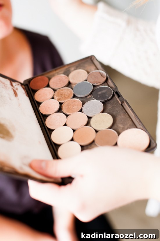 Dramatic Smokey Eye Tutorial for Halloween and Everyday Looks 6 Neutral color palette