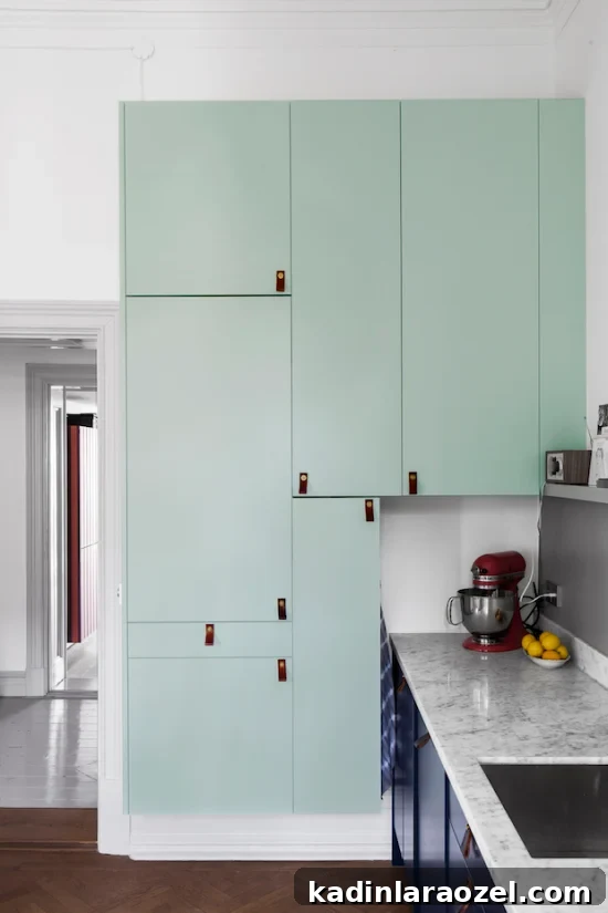 8 Stunning Painted Interior Ideas That Will Take Your Breath Away 6 Mint kitchen cabinets