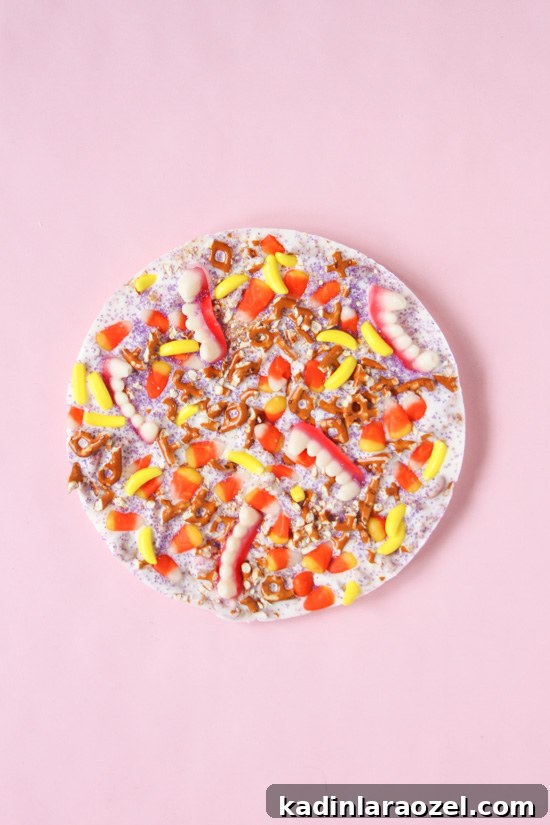 Halloween Candy Bark 2 Ways