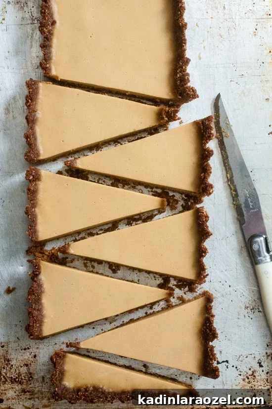 29 Irresistible Thanksgiving Recipes Your Guests Will Love 17 pumpkin panna cotta tart