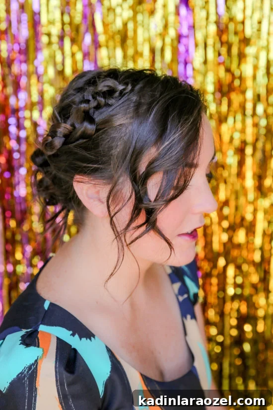 Holiday Hair & Makeup Ideas That Flatter Every Face 2 Holiday Beauty // DIY hair and makeup ideas (with tutorials) that look great on everyone