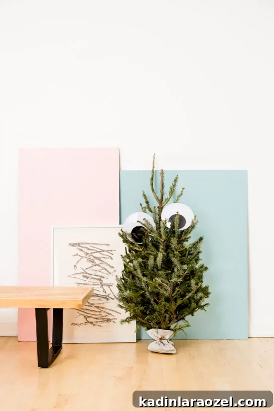 Googly-Eyed Mini Christmas Tree Decoration Ideas 5 unique-googly-eye-christmas-tree-idea-5