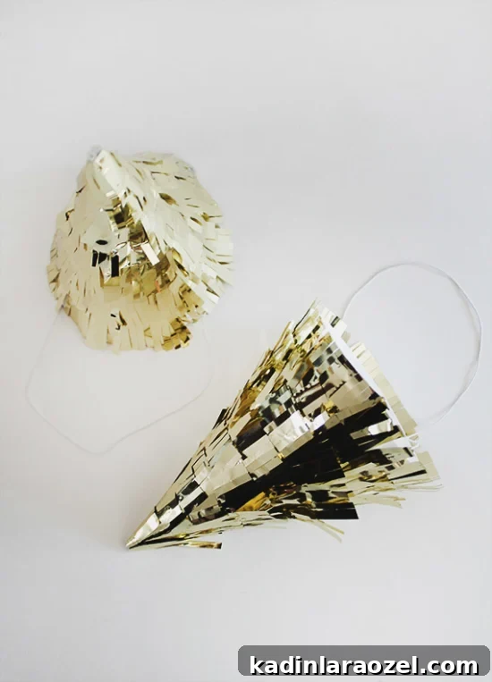 14 DIY New Year’s Eve Projects to Try Before 2016 14 DIY Fringe Party Hats for New Year's Eve 2016