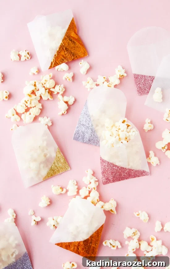 14 DIY New Year’s Eve Projects to Try Before 2016 5 14 New Year's Eve DIYs to Try Before 2016 // Glitter Blocked Party Bags