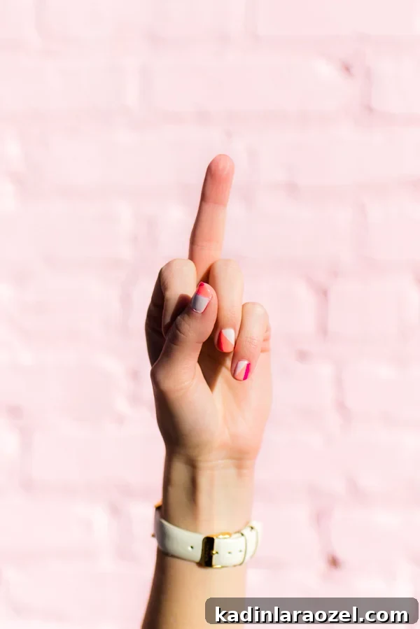 Color-Blocked Nail Art Ideas: DIY Color Block Manicure Designs 8 Color Blocked DIY Nail Art