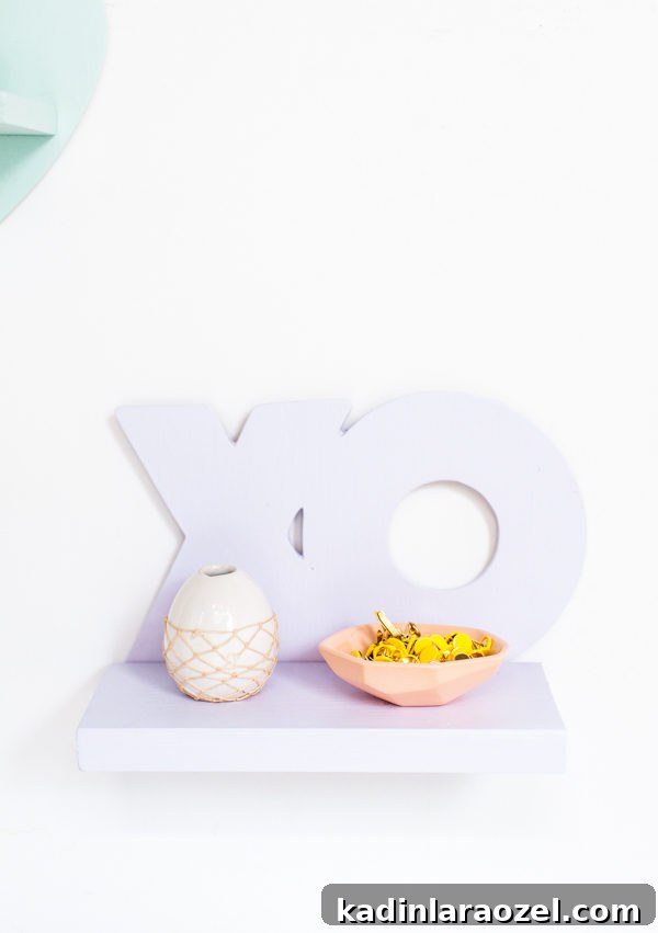 V-Day Mini DIY Shelves for Under $5