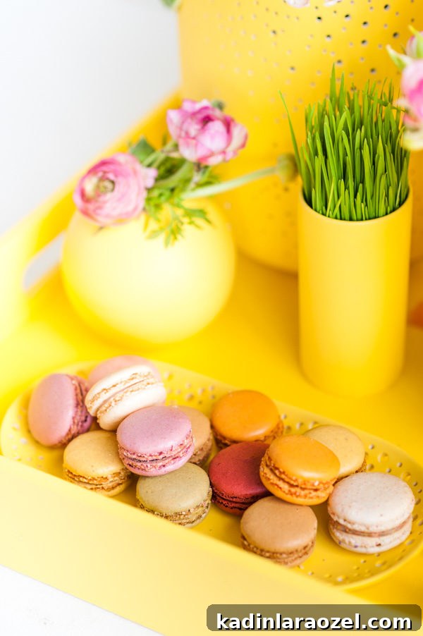 How to create a monochromatic centerpiece for spring (and Easter)
