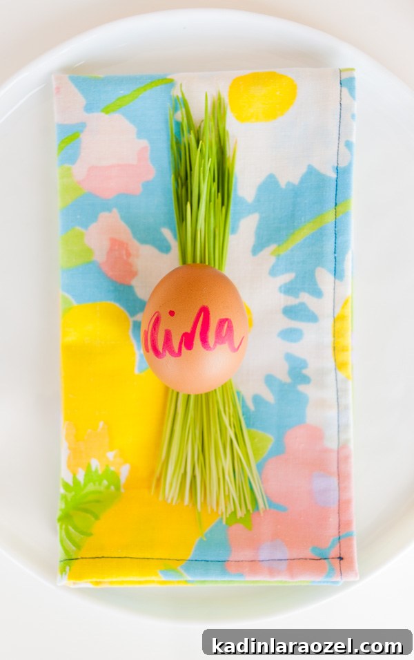 Turn Vintage Pillowcases into Napkins in Minutes + DIY Easter Place Cards 11 DIY spring napkins + Place card eggs for Easter