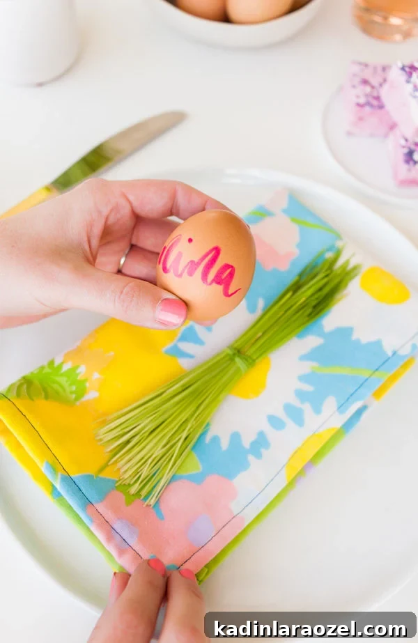 21 Creative Easter DIY Projects to Try This Spring 10 DIY spring sewn napkins + Easter egg place cards