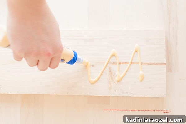 How to make DIY workspace tables with wood panels