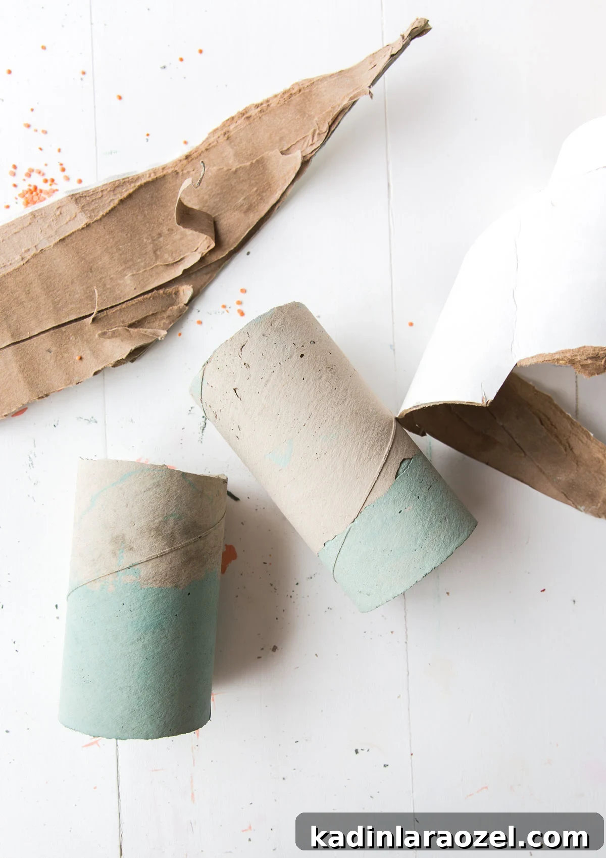 Coloring Concrete: Step-by-Step Guide to Make a Stylish Concrete Vase 5 Making concrete vases and removing them from the cardboard mailing tubes they were formed in