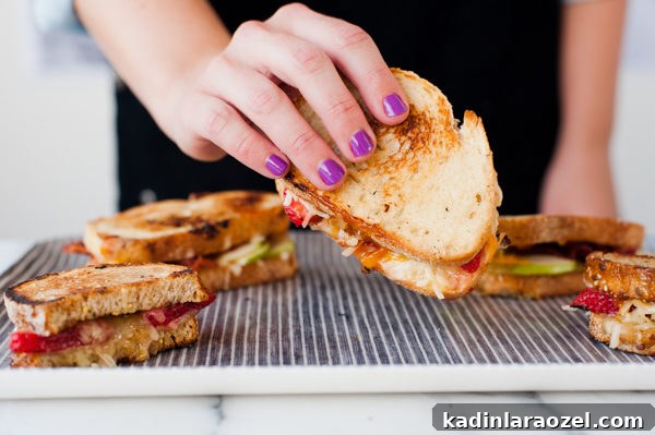 3 Simple Recipes to Power You From Morning Through Lunch 10 How to make the best grilled cheese ever