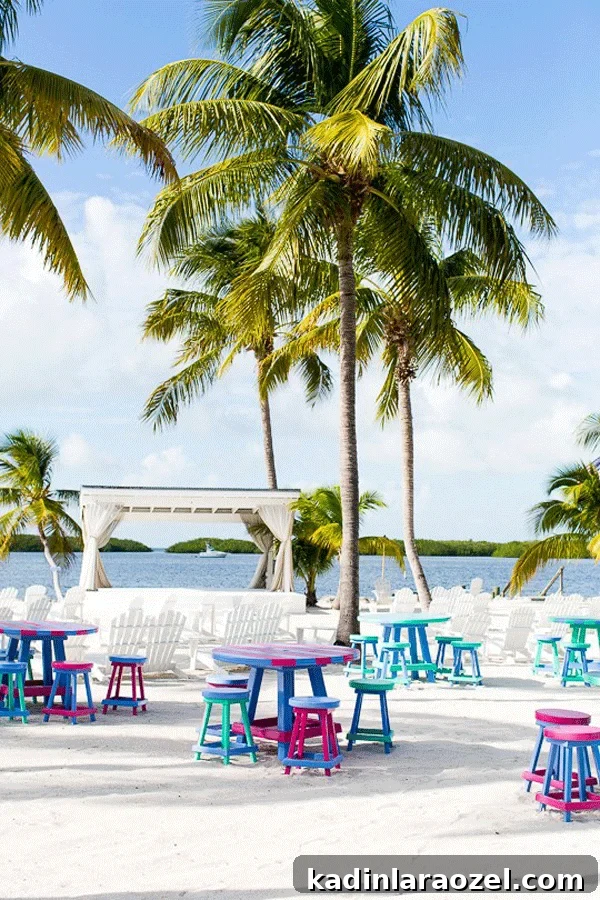 14 Must-Bookmark Vacation Spots for Your Next Rainy Day 6 Isla Morada (in the Florida, Keys)