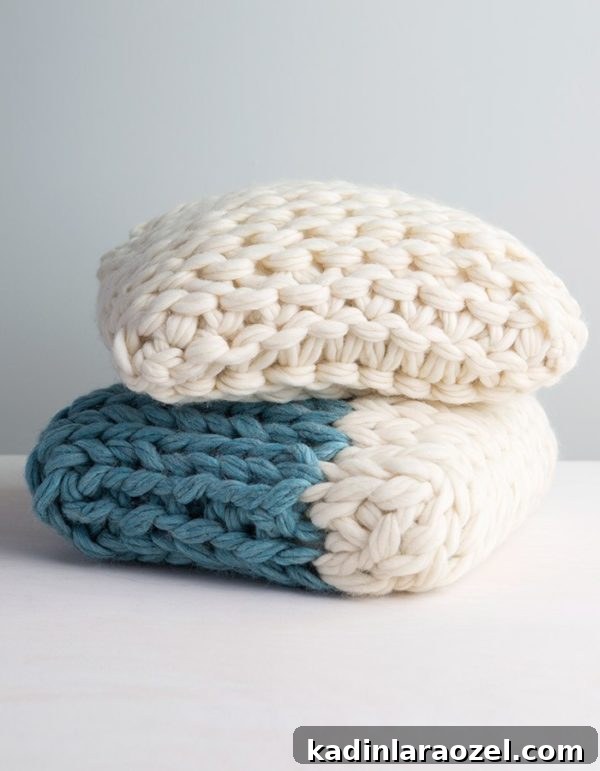 Arm knit throw pillow DIY