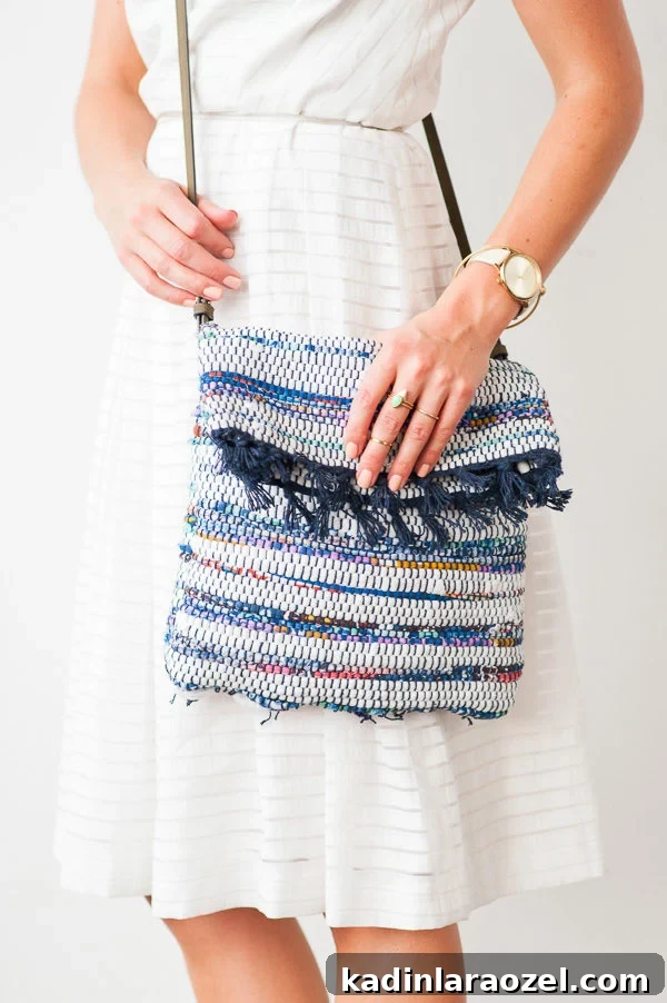 DIY Crossbody Bag for Under $10: Step-by-Step Guide 4 Closeup image of woven colorful crossbody bag.