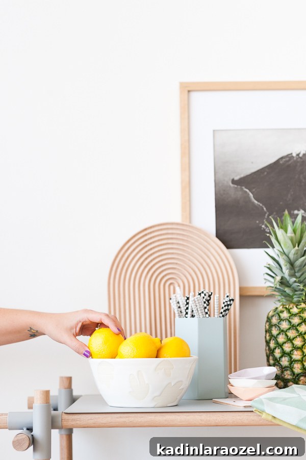 Summer Bar Cart Essentials: How to Style a Chic Home Bar Cart 5 Summer Bar Cart Essentials + Tips for Styling your Own Bar Cart at Home