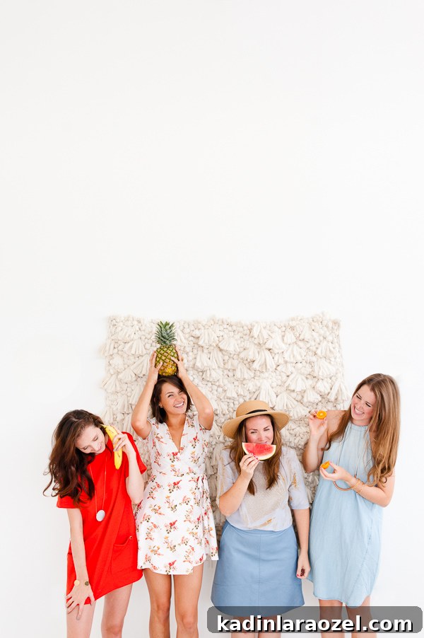 DIY Woven Wall Art / Photo Booth Backdrop. Click through for the step by step tutorial.