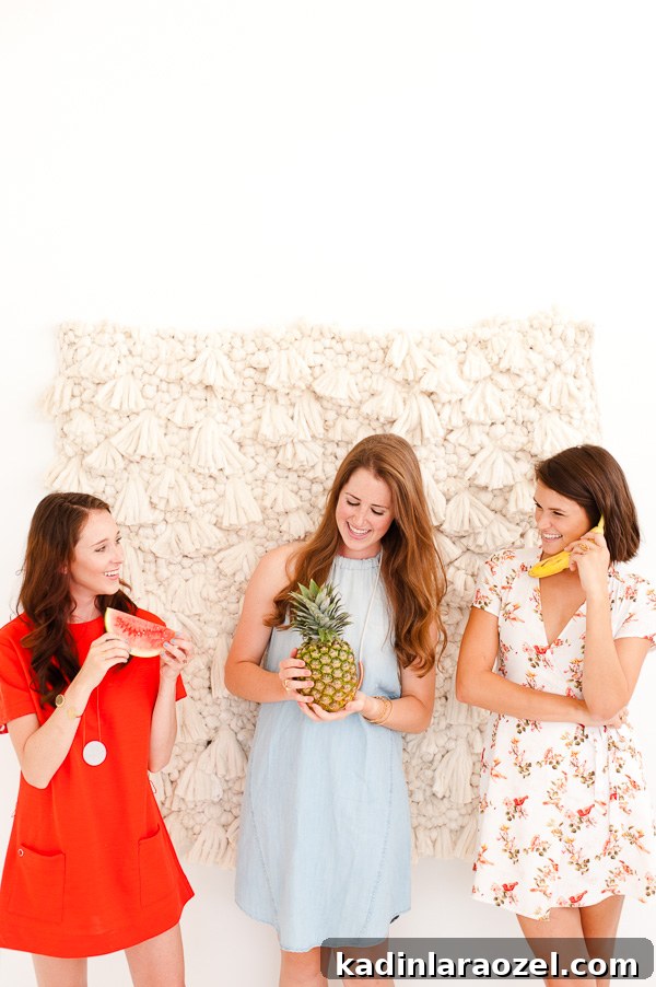 Fresh Summer Party Ideas // DIY woven photo booth backdrop