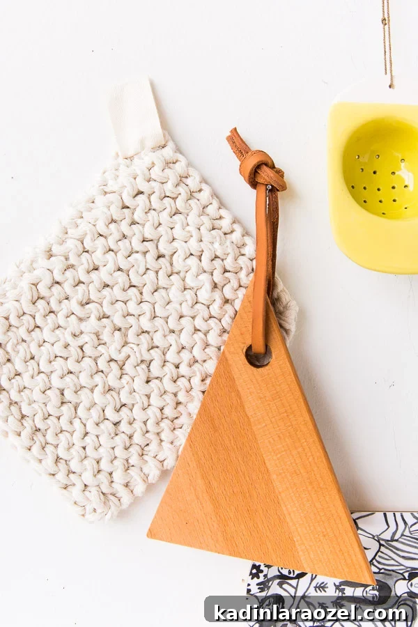Hanging DIY Cutting Board