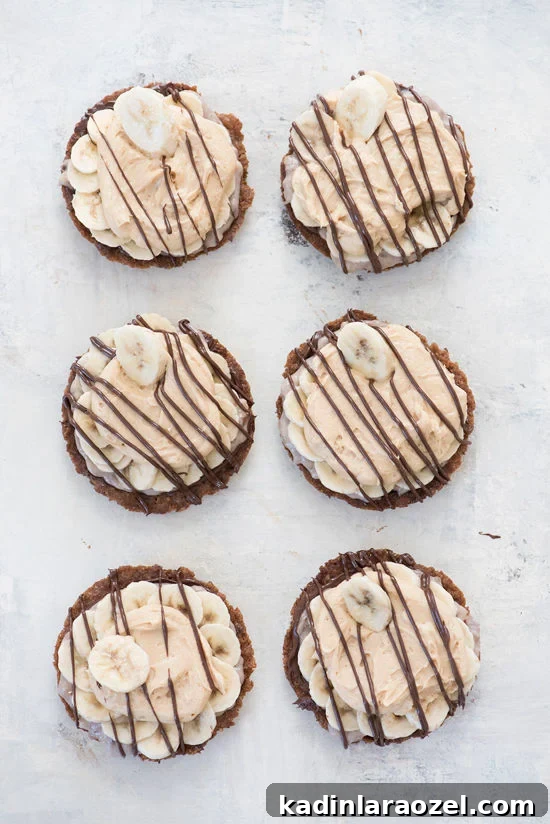 19 Irresistible Peanut Butter Desserts You Can Make Tonight 18 peanut butter banana mini pies