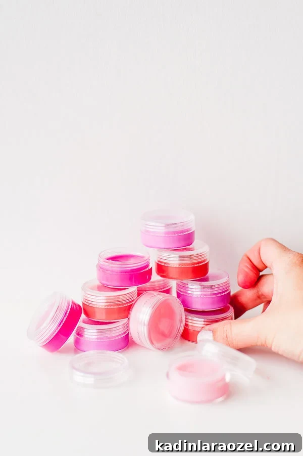 Styling stacks of lip gloss