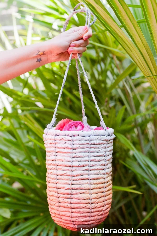 Last-Minute Labor Day DIY: Build a Colorful Hanging Ice Chest 7 Hanging DIY Ice Chest for Labor Day