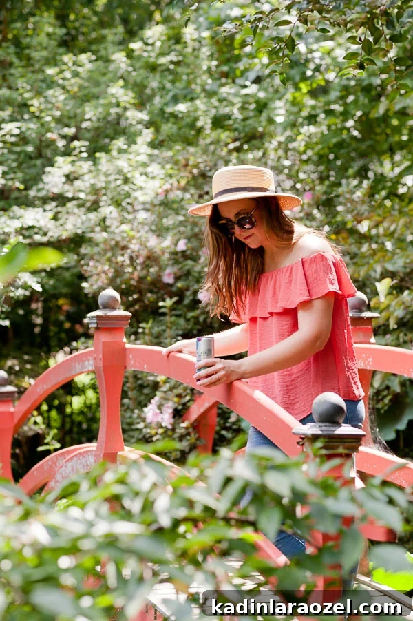Last-Minute Labor Day DIY: Build a Colorful Hanging Ice Chest 8 Labor Day picnic in the park