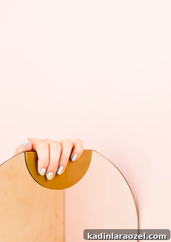 Gold Foil Fall Nail Designs: Simple Glam for Autumn 6 Smoke and mirrors. Styling by Brittni Mehlhoff.
