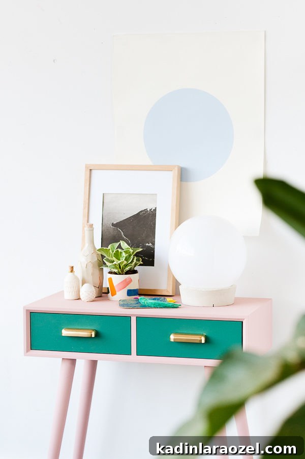 Mid-Century Entryway Table Makeover for Fall Refresh 4 A Mid-Century Entryway Table Makeover For Fall