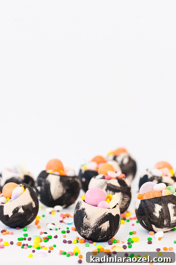 2 Minute Party Hack: Tiny Watercolor Candy Cups for Parties