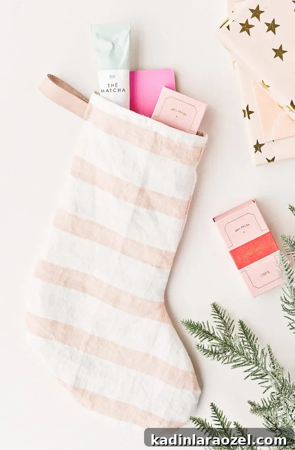 DIY Holiday Stockings (using old tea towels)