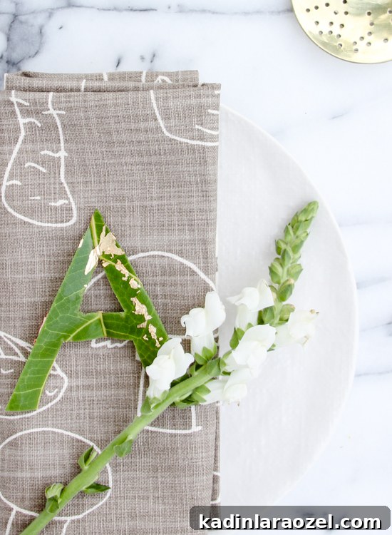 14 (Fall) DIYs to Try During the Long Thanksgiving Weekend // Typographic Place Cards