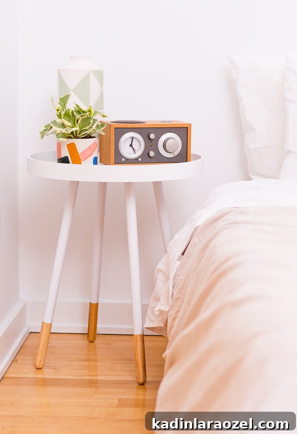 A modern eclectic guest bedroom reveal, with affordable furniture pieces and DIY ideas.