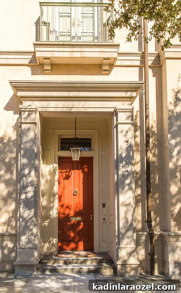 A Charleston, South Carolina Travel Guide featuring Instagram-worthy buildings, restaurants, shopping, and more.